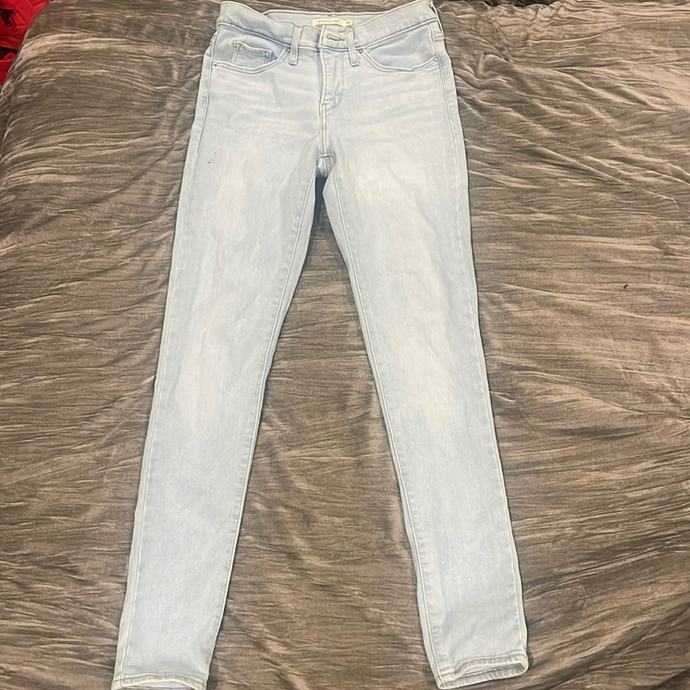 Skinny jeans